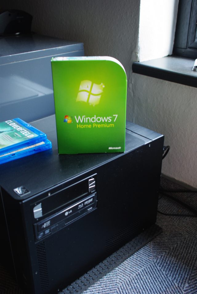 Windows 7 Bild 1  (mit meinem HTPC)